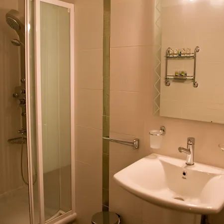 Andromeda بيت ضيافة 4*